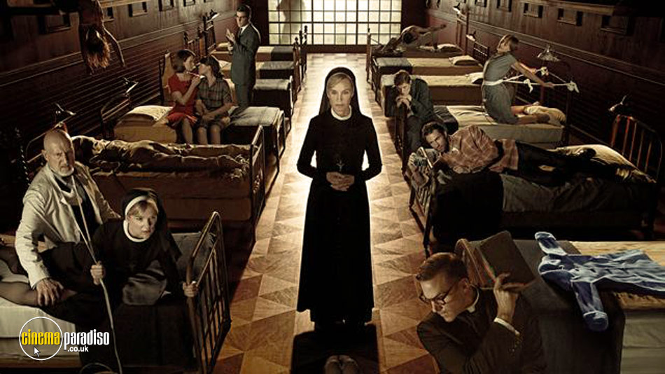 American Horror Story: Series 2 online DVD rental