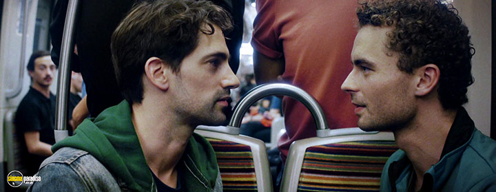 A still #1 from Theo and Hugo (2016) With Geoffrey Couët And François Nambot