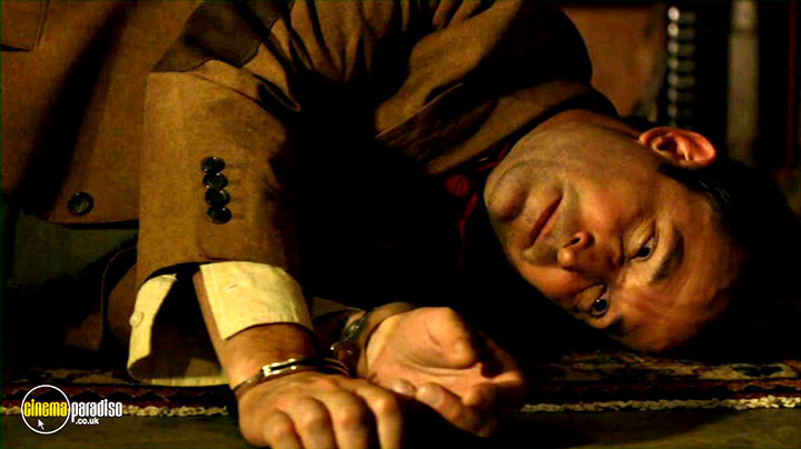 A still #34 from The Librarians: Series 2 (2015)