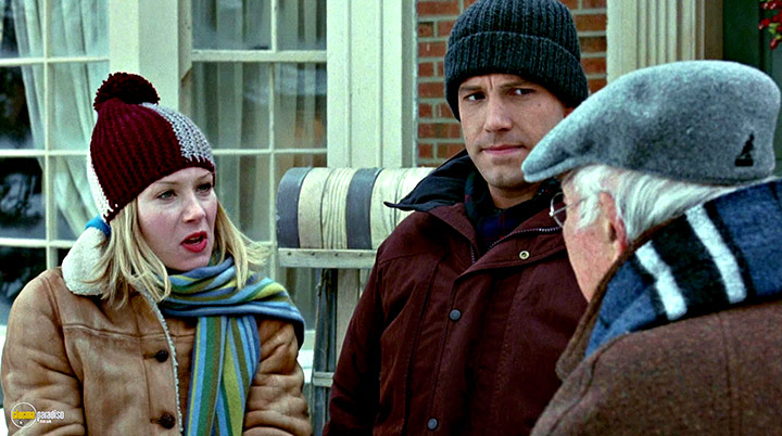 A still #24 from Surviving Christmas (2004)
