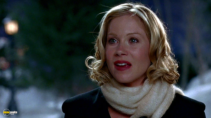 A still #31 from Surviving Christmas (2004)