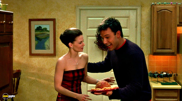 A still #38 from Surviving Christmas (2004)