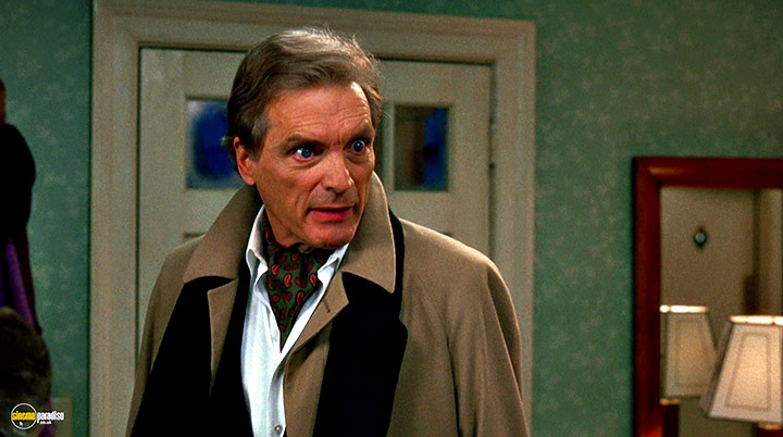 A still #18 from Surviving Christmas (2004)