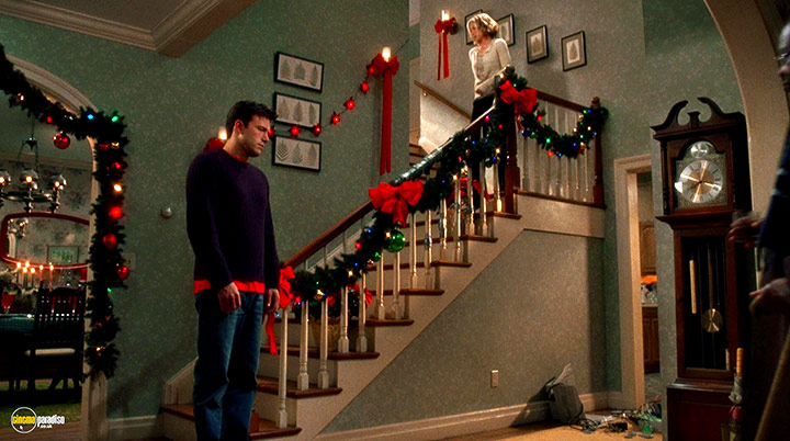 A still #17 from Surviving Christmas (2004)