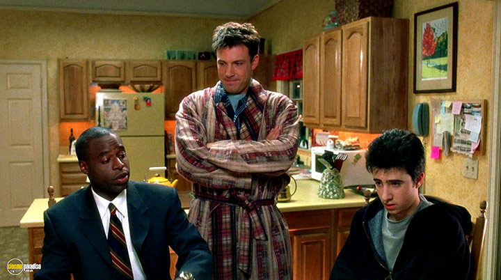 A still #7 from Surviving Christmas (2004)