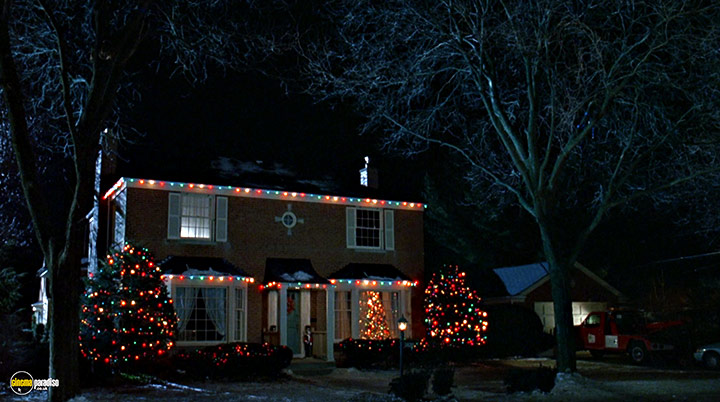 A still #3 from Surviving Christmas (2004)
