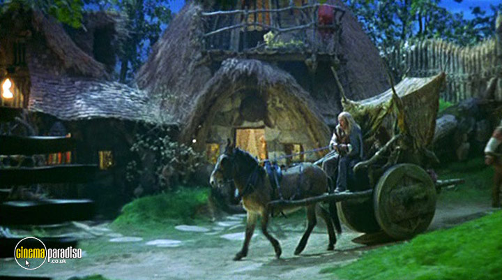 A still #1 from Asterix and Obelix: Take on Caesar (1999)