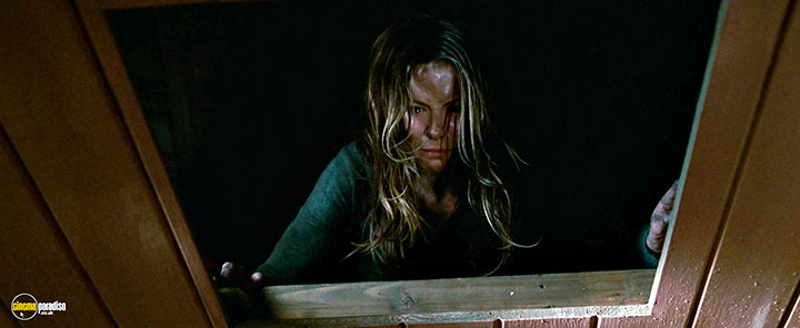 A still #12 from Vacancy (2007)