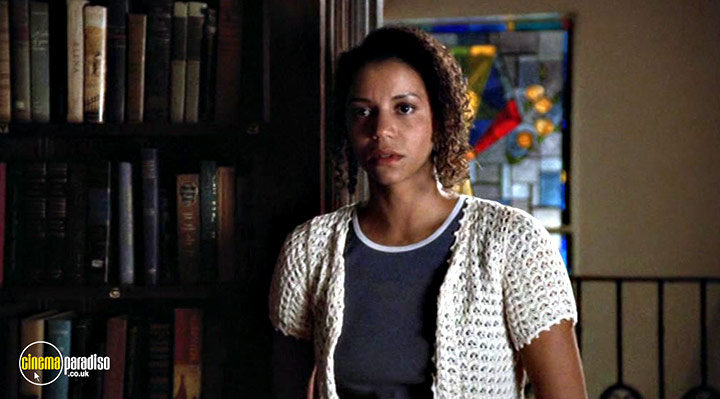 A still #16 from ER: Series 1 (1994)