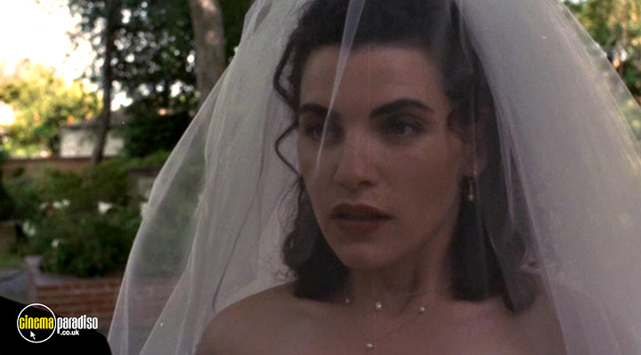 A still #5 from ER: Series 1 (1994)