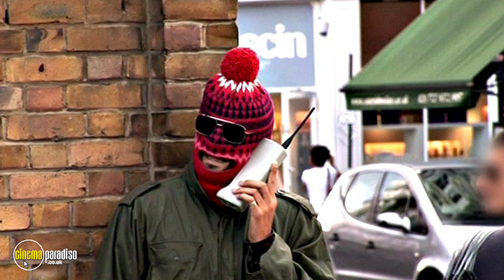 A still #24 from Fonejacker: Series 2 (2008)