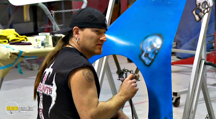 A still #4 from Counting Cars: Series 3 (2014)