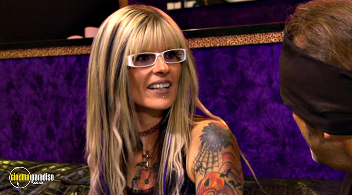 A still #13 from Counting Cars: Series 3 (2014)