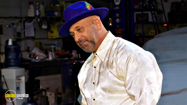 A still #24 from Counting Cars: Series 3 (2014)