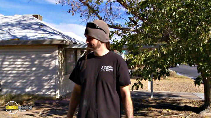 A still #28 from Counting Cars: Series 3 (2014)