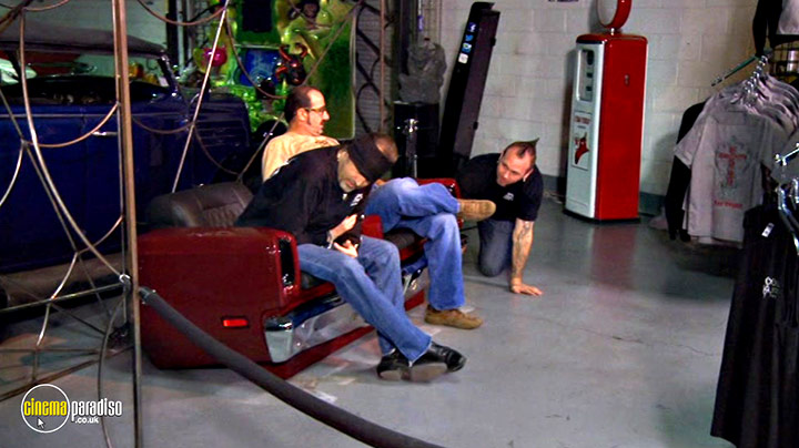 A still #34 from Counting Cars: Series 3 (2014)