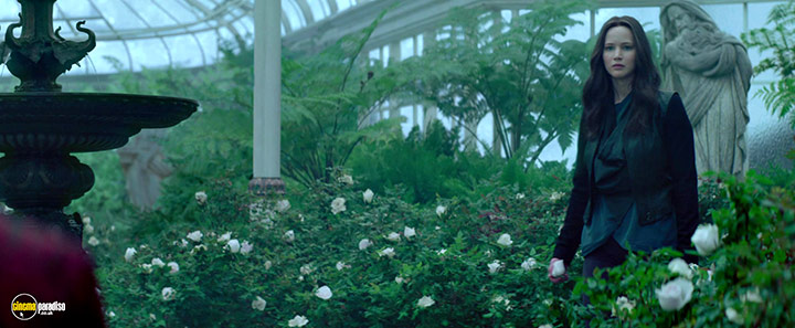 A still #26 from The Hunger Games: Mockingjay: Part 2 (2015)