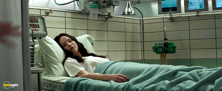 A still #13 from The Hunger Games: Mockingjay: Part 2 (2015)