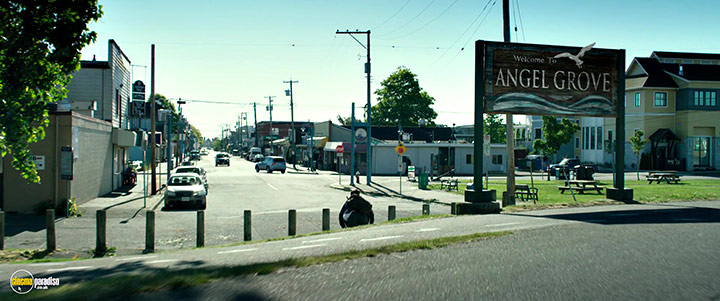 A still #15 from Power Rangers (2017)