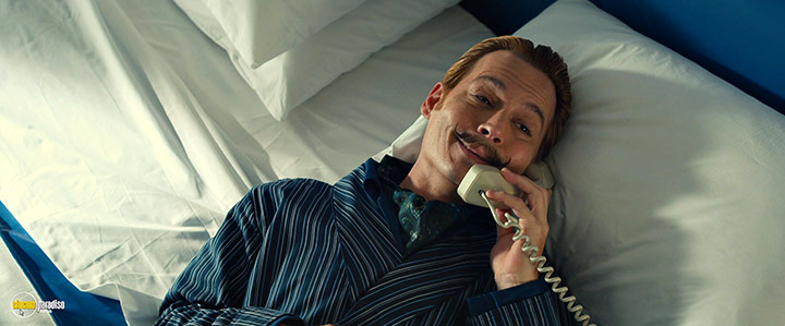 A still #26 from Mortdecai (2015)