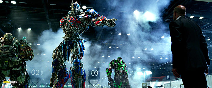 A still #28 from Transformers: Age of Extinction (2014)