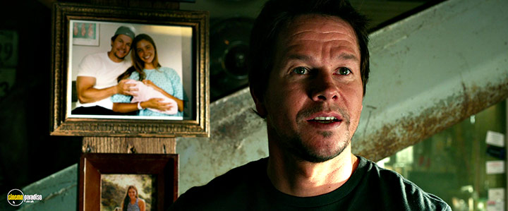 A still #10 from Transformers: Age of Extinction (2014)