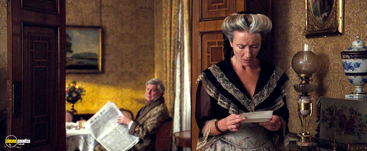 A still #14 from Effie Gray (2014)