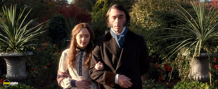 A still #4 from Effie Gray (2014)