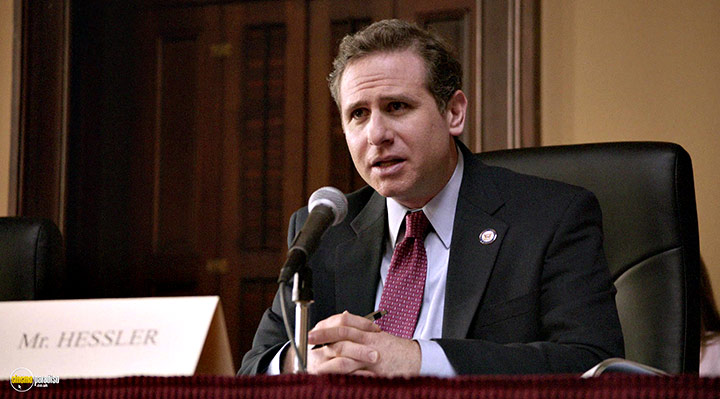 A still #17 from Veep: Series 2 (2013)