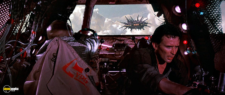 A still #16 from The Adventures of Buckaroo Banzai Across the 8th Dimension (1984)