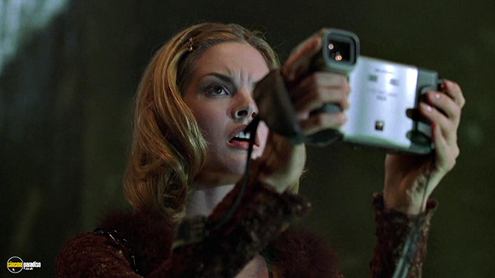 A still #12 from House on Haunted Hill (1999)