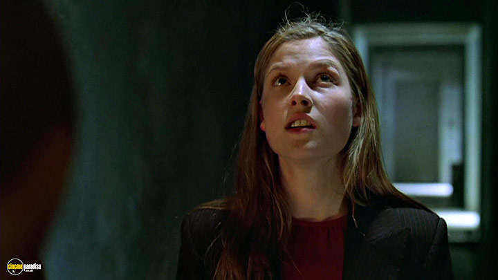 A still #7 from House on Haunted Hill (1999)