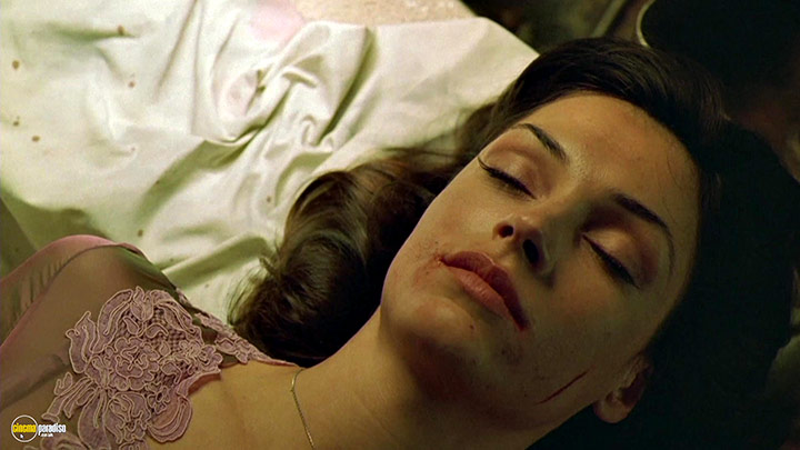 A still #2 from House on Haunted Hill (1999)