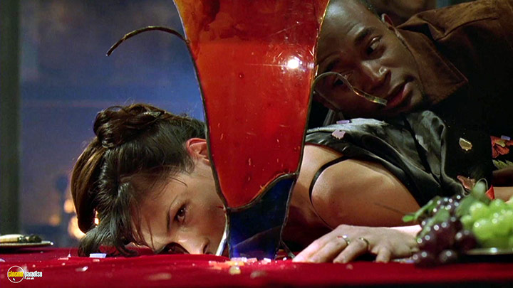 A still #20 from House on Haunted Hill (1999)