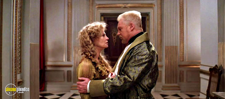 A still #2 from Hamlet (1996)