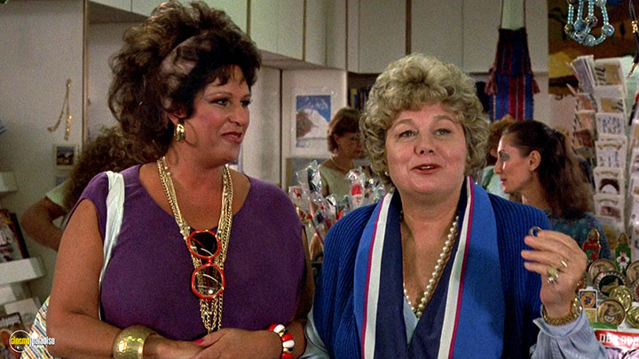 A still #32 from The Delta Force (1986)