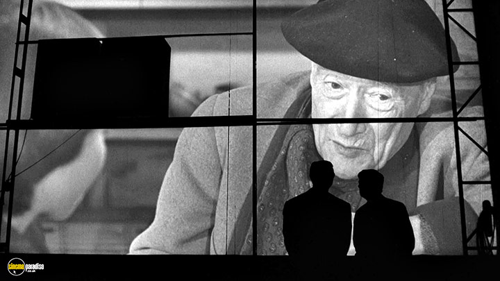 A still #4 from The Soft Skin (1964)