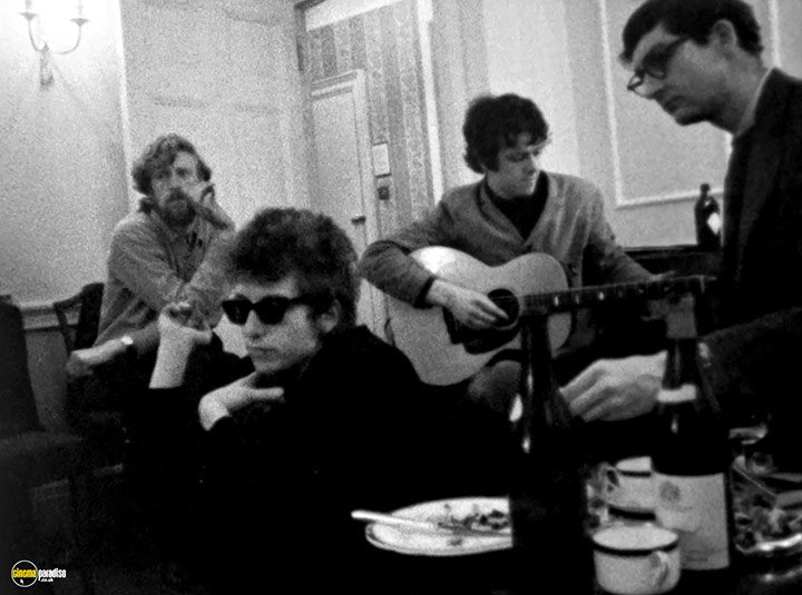 A still #22 from Bob Dylan: Don't Look Back (1967)