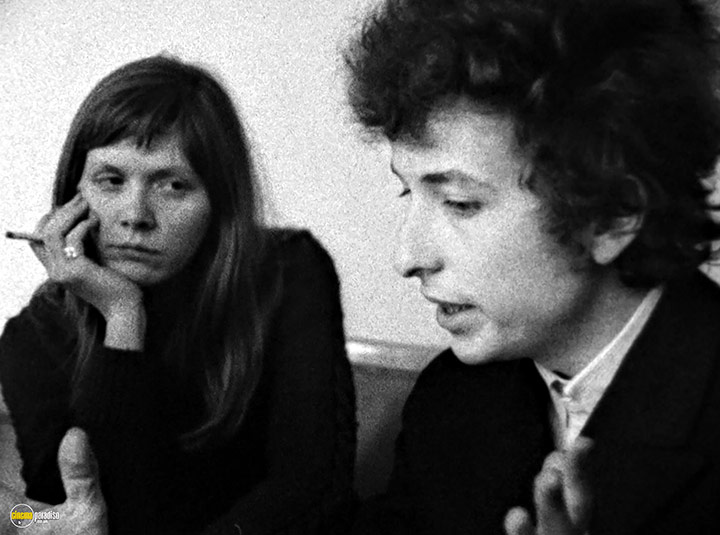 A still #24 from Bob Dylan: Don't Look Back (1967)