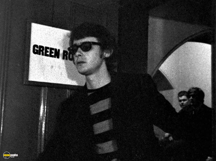 A still #25 from Bob Dylan: Don't Look Back (1967)