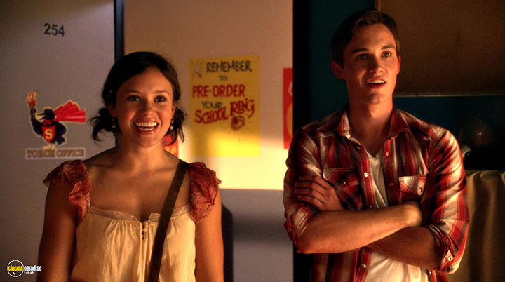 A still #13 from Smallville: Series 10 (2010)