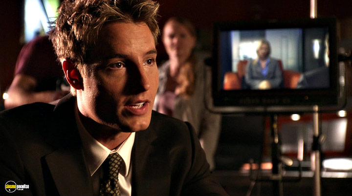 A still #18 from Smallville: Series 10 (2010)