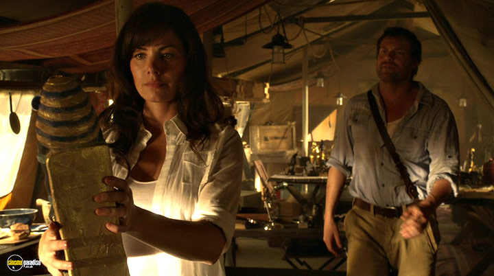 A still #23 from Smallville: Series 10 (2010)