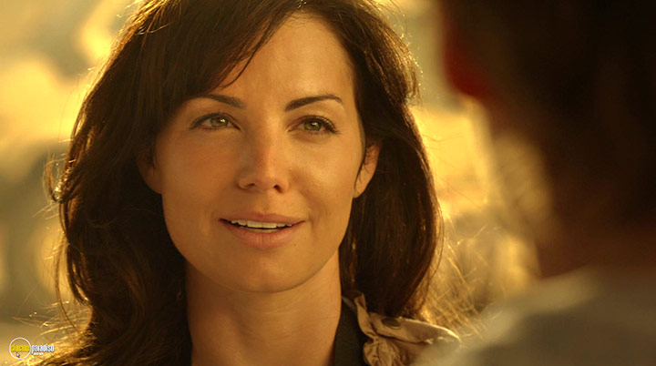 A still #25 from Smallville: Series 10 (2010)