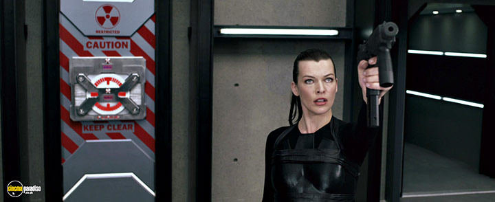 A still #27 from Resident Evil: Afterlife (2010)