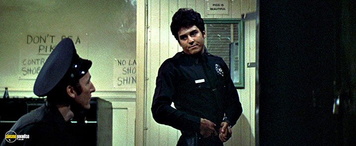 A still #7 from The New Centurions (1972)