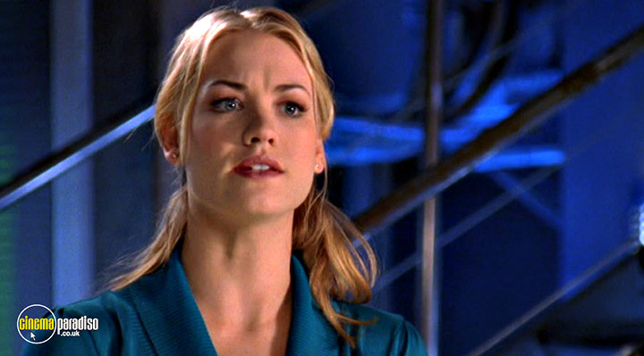 A still #19 from Chuck: Series 3 (2010)