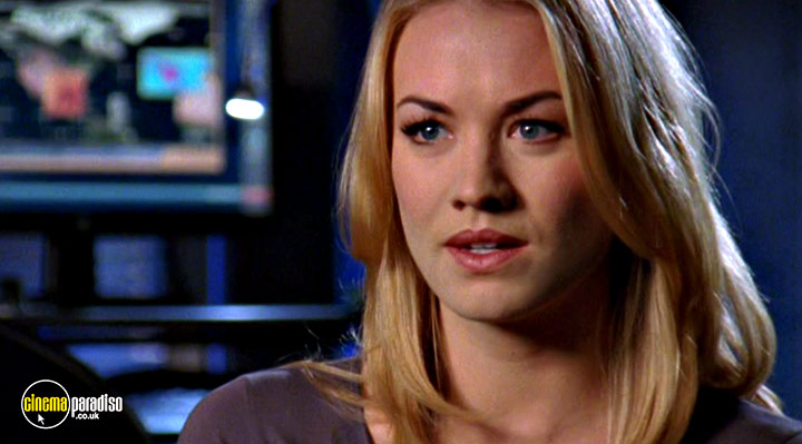 A still #16 from Chuck: Series 3 (2010)