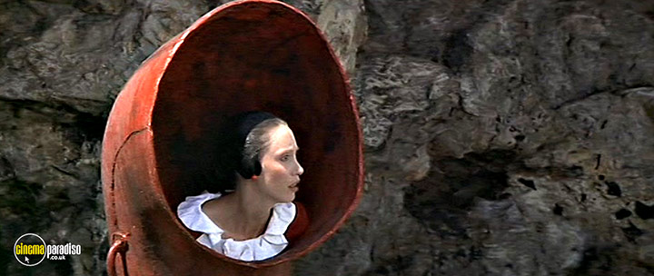 A still #4 from Popeye (1980)
