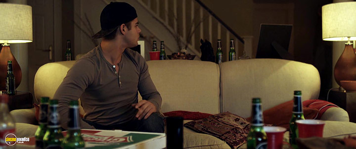 A still #6 from Don't Hang Up (2017)